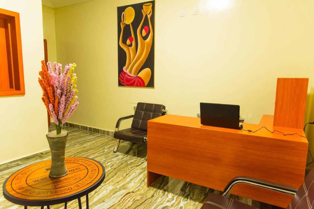 Avisha Town Hotel Kigali Zewnętrze zdjęcie
