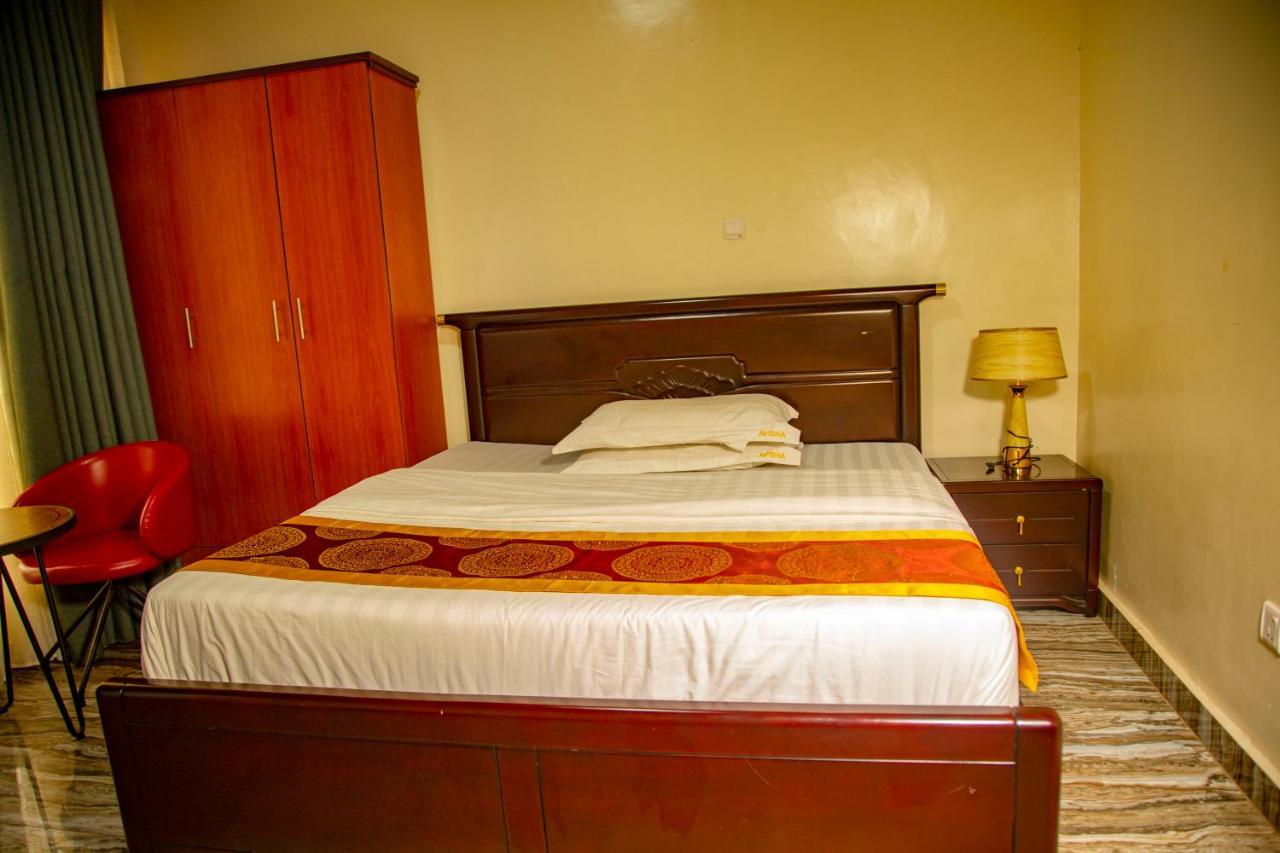 Avisha Town Hotel Kigali Zewnętrze zdjęcie